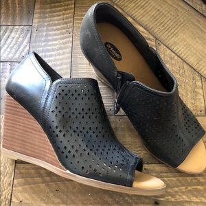 Dr Scholls open toe wedges